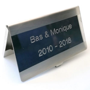 Visitekaarthouder met tekst