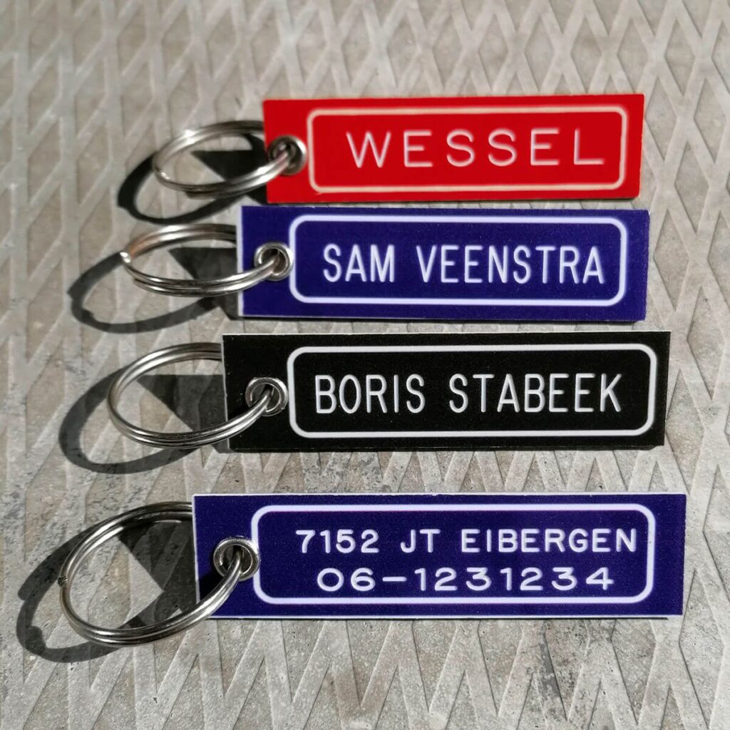 Sleutelhanger met naam 2e gratis